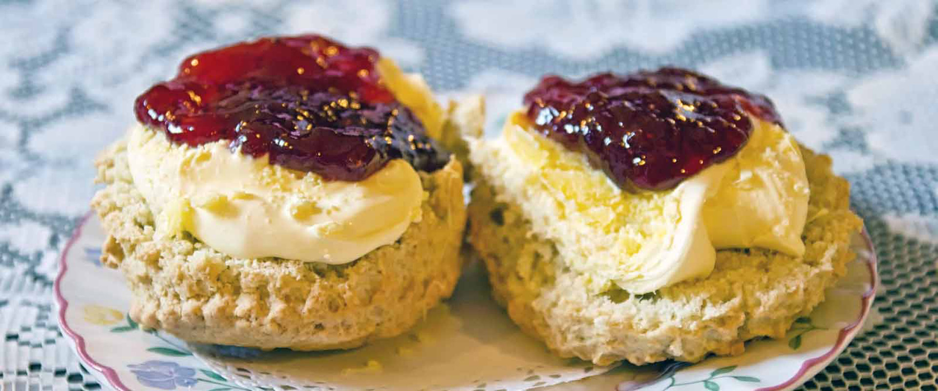 Scones with cream first then jam