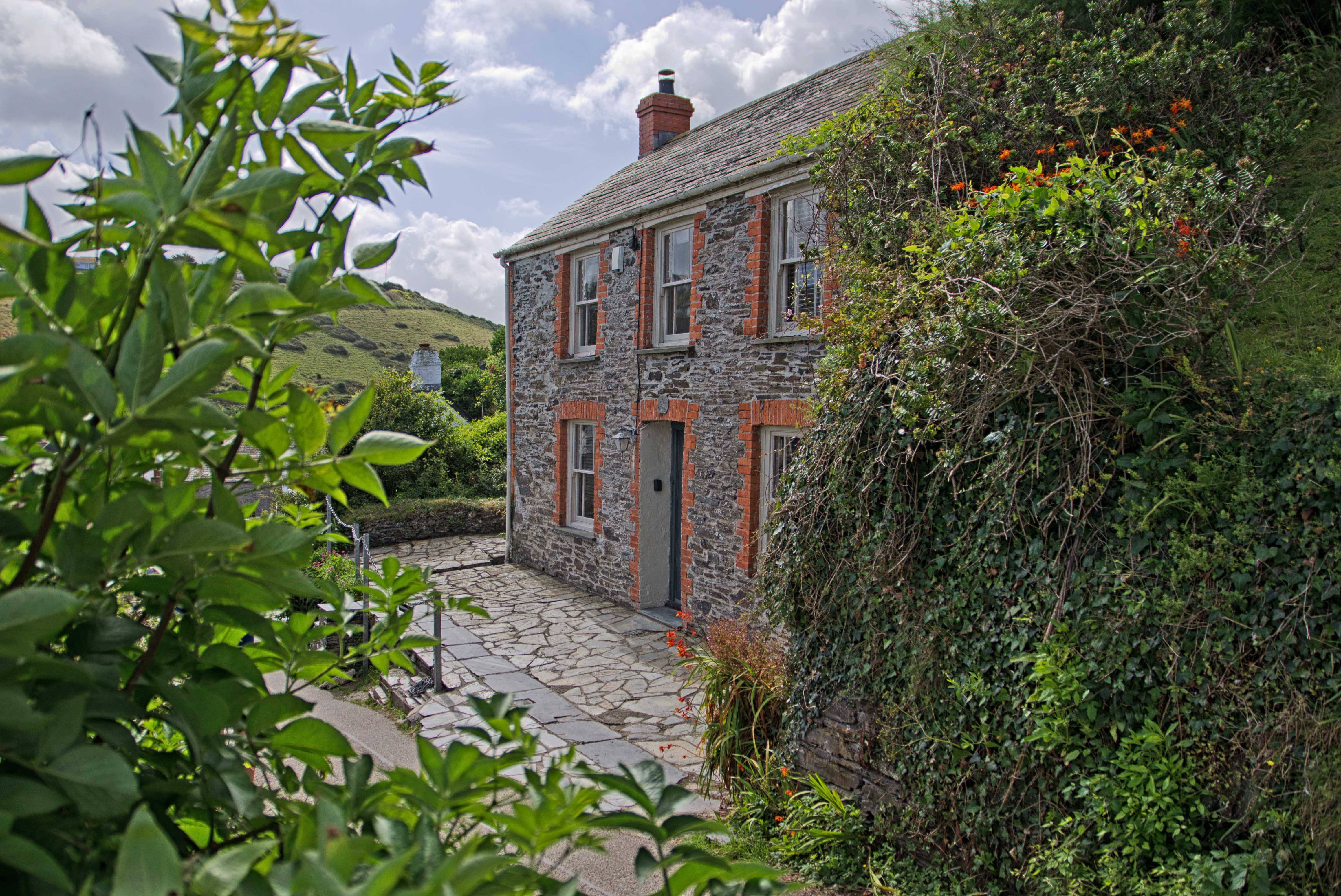 Doc Martin's house, Port Isaac Unique Devon Tours